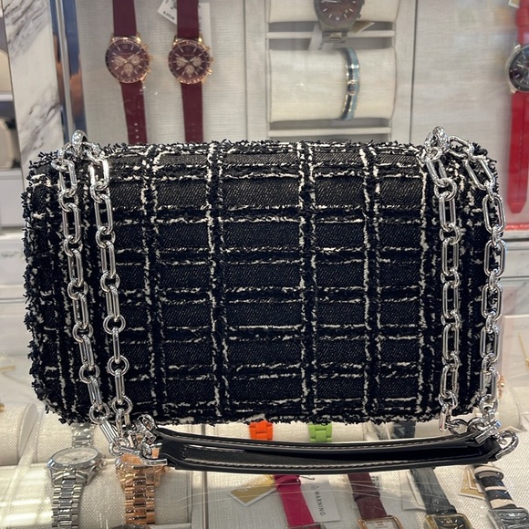 MICHAEL KORS
Tribeca Large Frayed Denim Shoulder Crossbody Bag
NWT - Picture 9 of 16